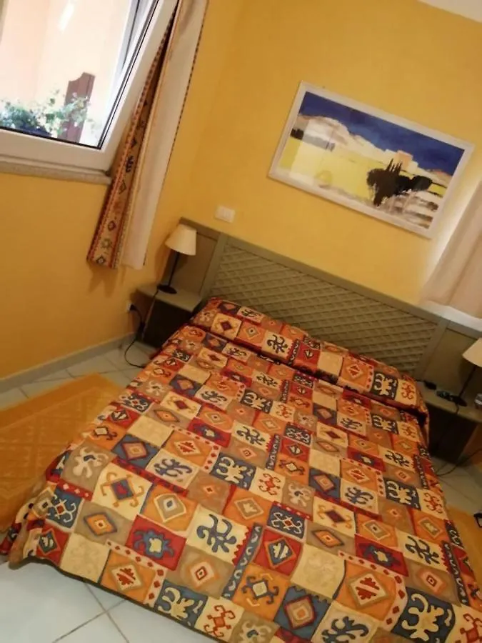 Prázdninový dům Casa Vacanze Calarossa Isola Rossa  Itálie