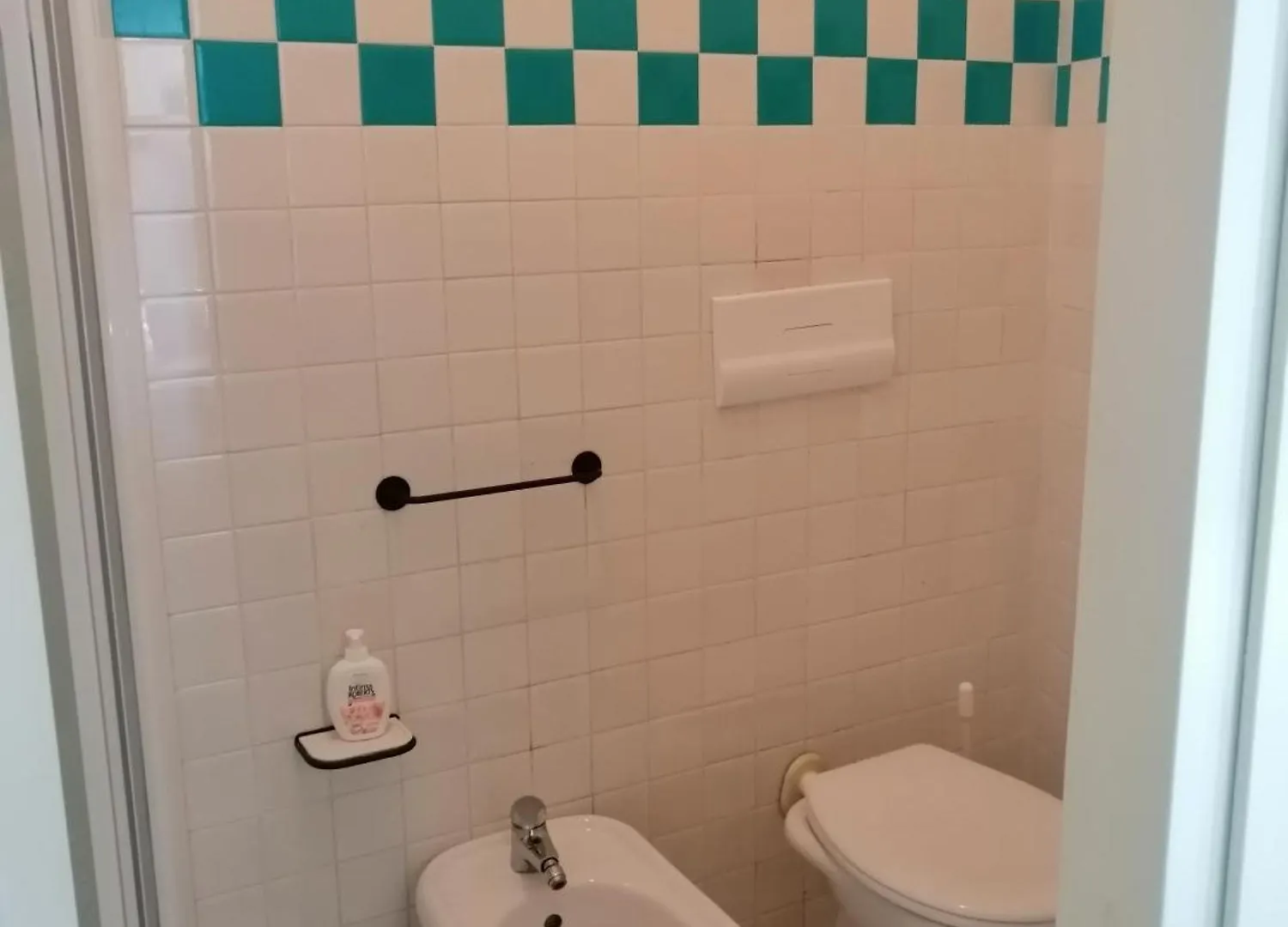 Casa Vacanze Calarossa ايزولا روسا 0*,  إيطاليا